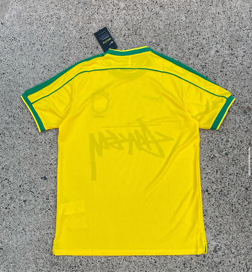 EDICIÓN ESPECIAL DE CAMISETA BRASIL X STUSSY